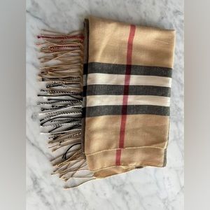 Authentic Burberry wool scarf